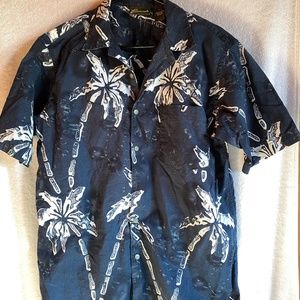 Penman's Hawaiian shirt: Short sleeve, button down  M. 100% Cotton, navy, white.
